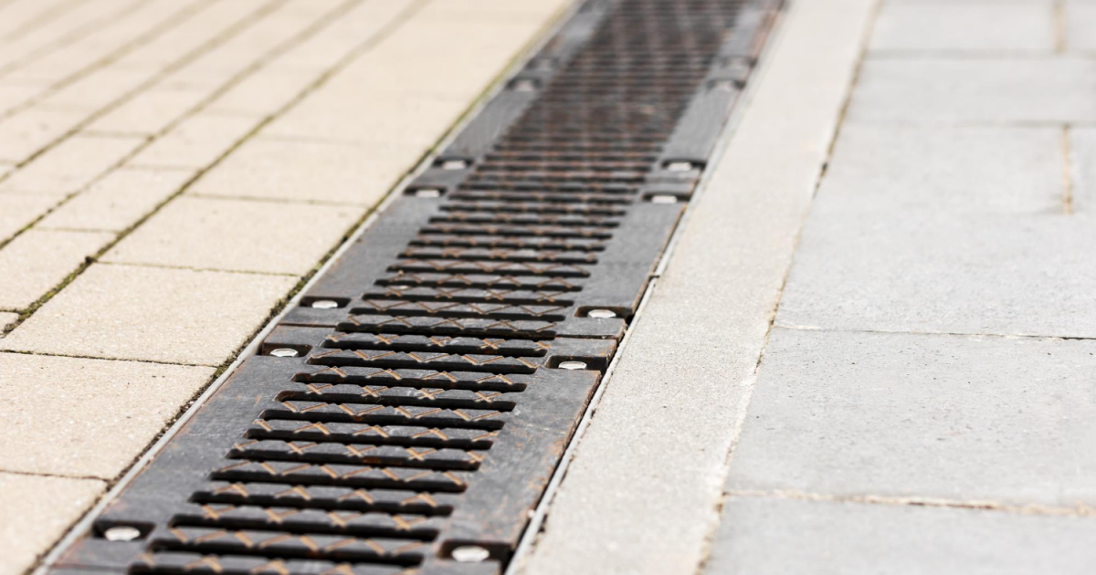 Odwodnienie liniowe - porównanie rożnic w budowie i zastosowaniu